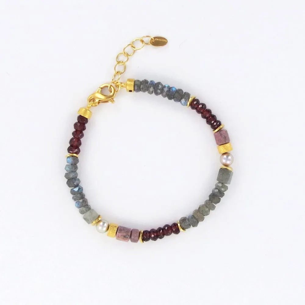 LABRADORITE GARNET RHONDITE BRACELET