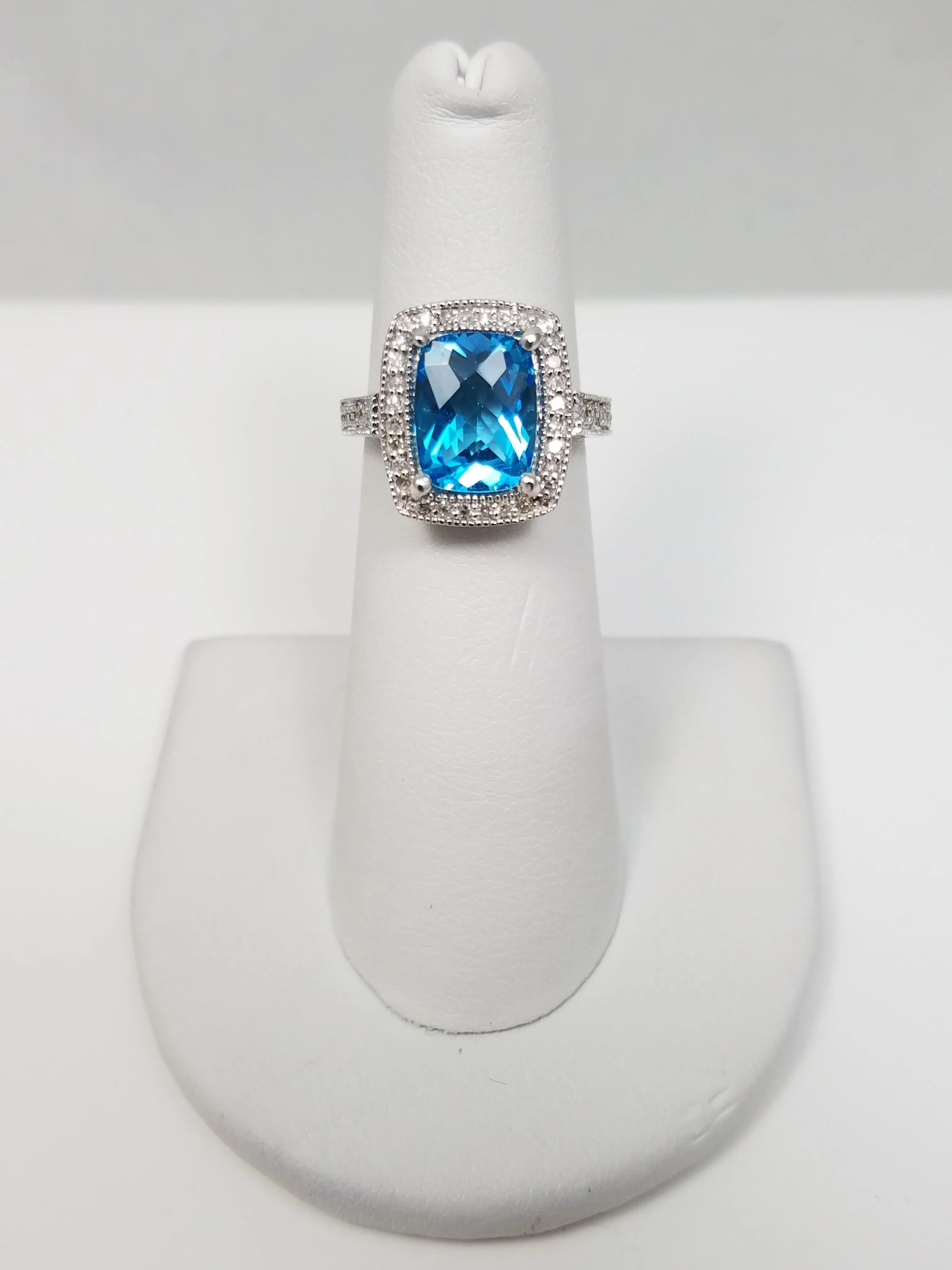 Precious 14k White Gold Natural Blue Topaz Diamond Ring