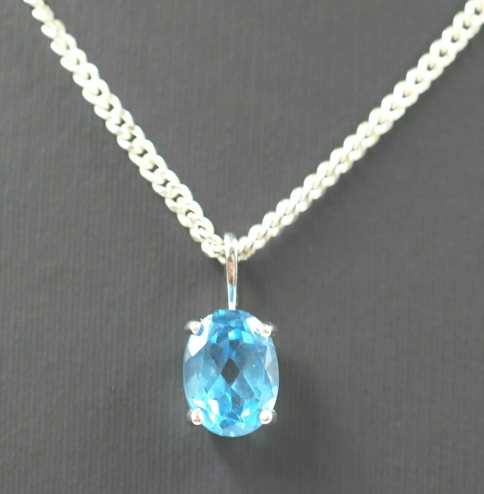 Topaz 9ct White Gold Pendant