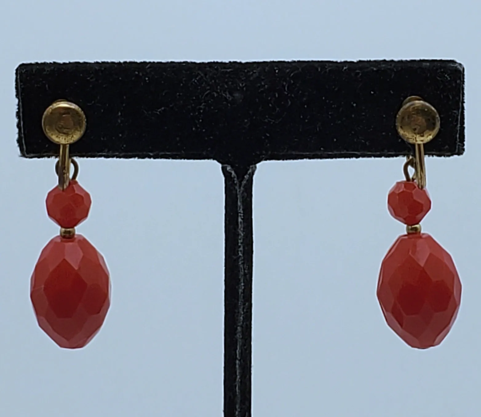 Vintage Faceted Red Plastic Bead Dangle Screw Back Earrings