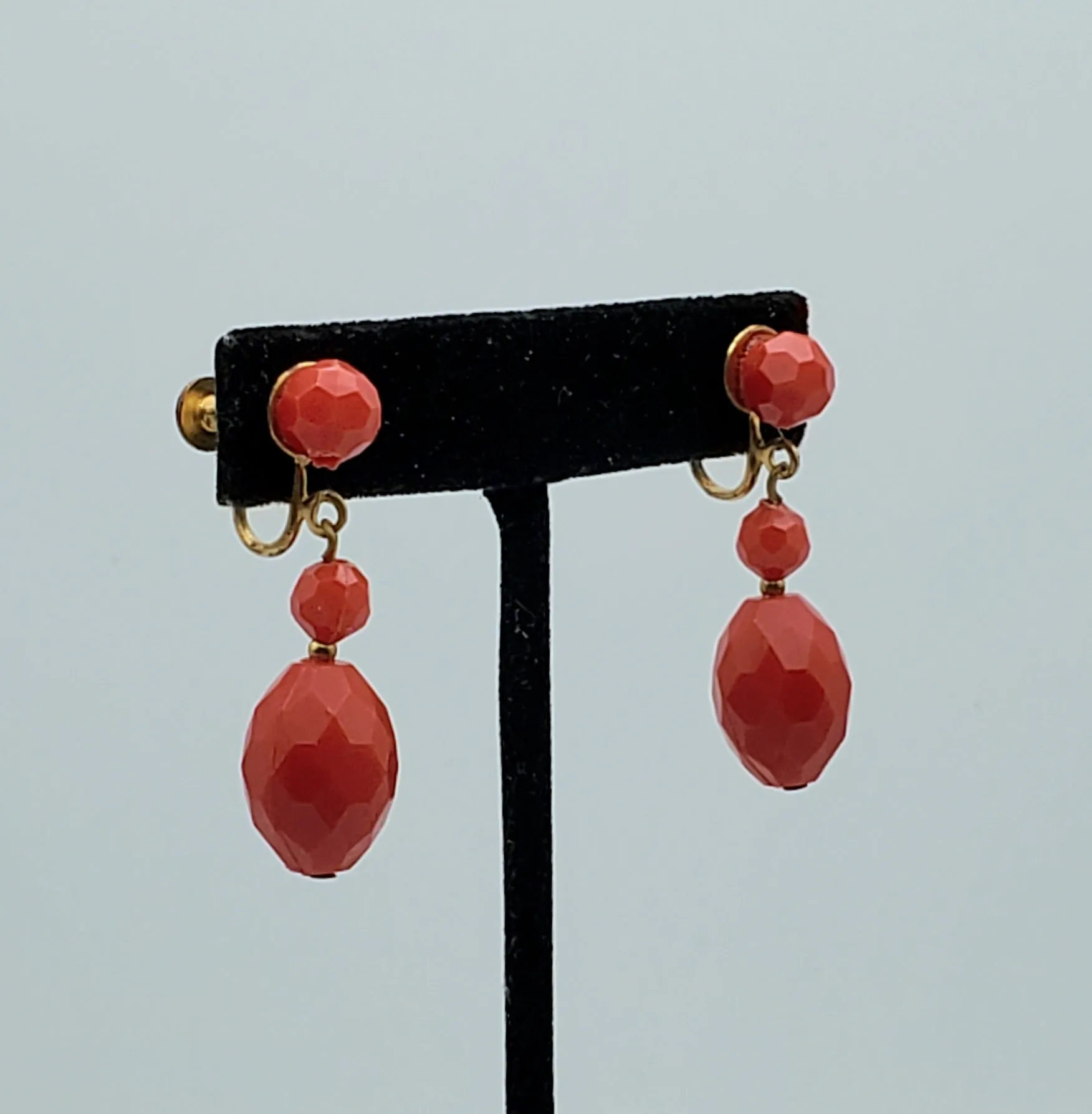 Vintage Faceted Red Plastic Bead Dangle Screw Back Earrings