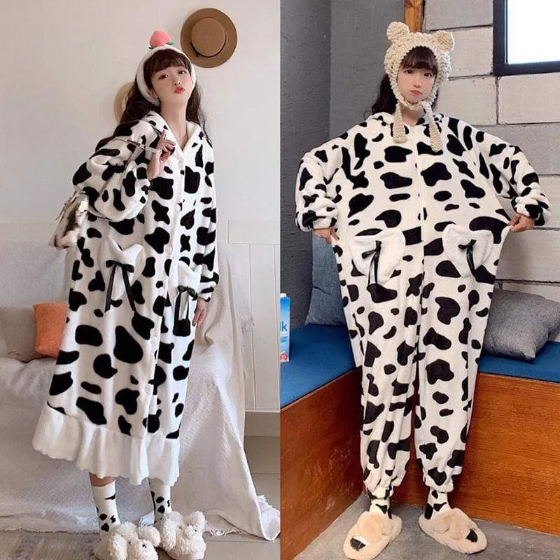 Women's Cow Printed Coral Velvet Pajamas